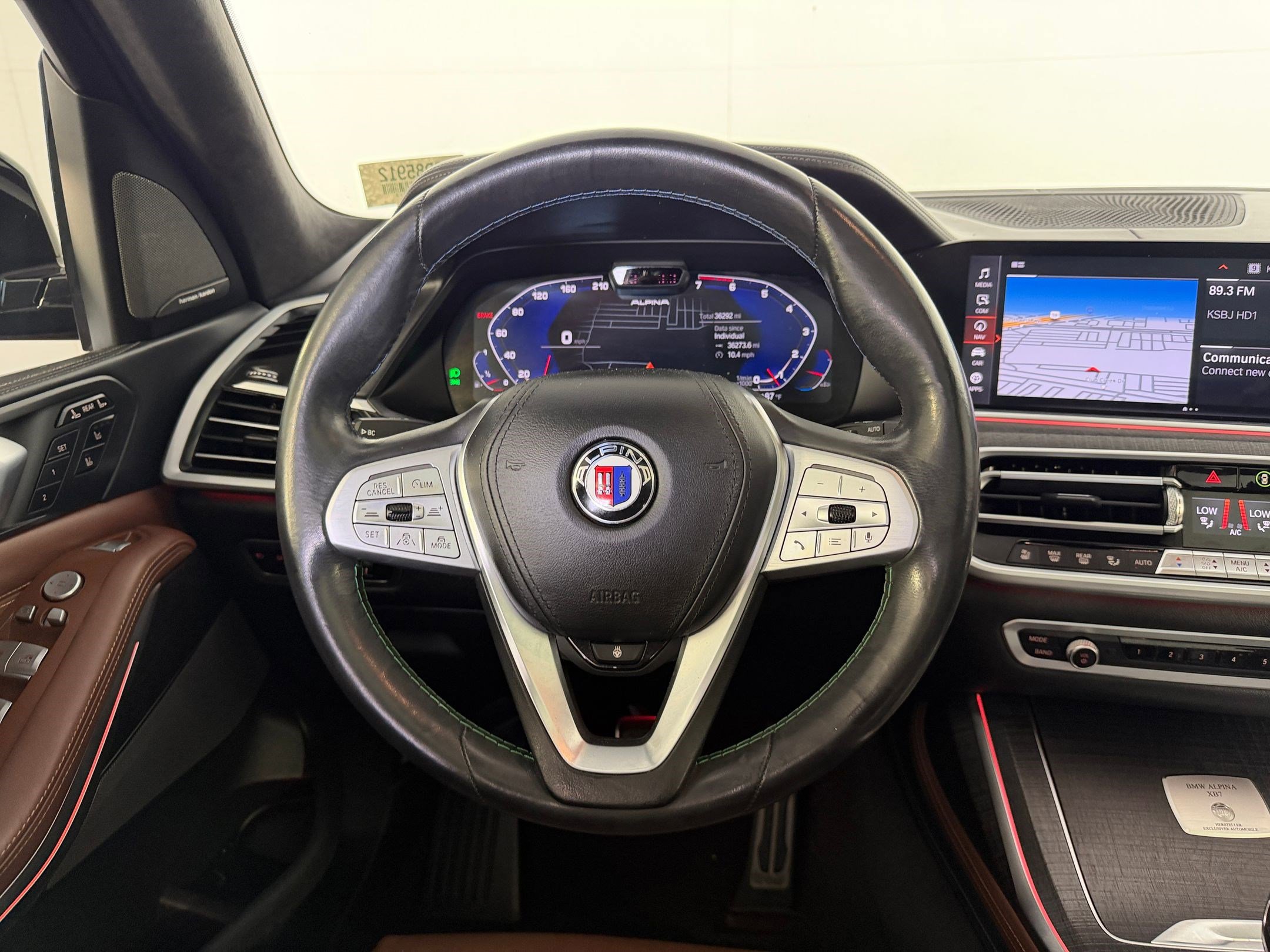 Used 2021 BMW ALPINA XB7 image 32