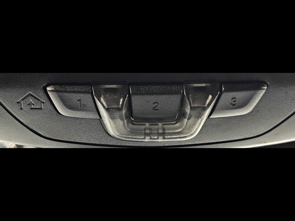 Used 2019 BMW X3 xDrive30i w/ Premium Package AWD/4WD image 13