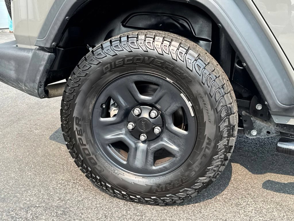 Used 2020 Jeep Wrangler Unlimited Sport AWD/4WD image 9