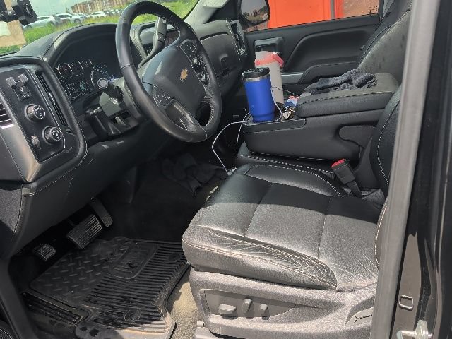 Used 2017 Chevrolet Silverado 1500 LTZ Z71 w/ LTZ Plus Package AWD/4WD image 18