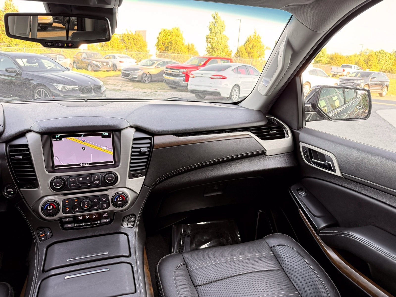 Used 2020 GMC Yukon Denali w/ Denali Ultimate Package AWD/4WD image 32