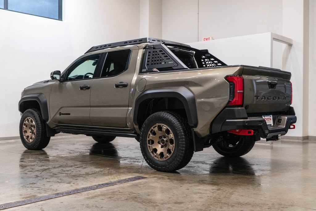 Used 2024 Toyota Tacoma 4x4 Double Cab Hybrid image 7