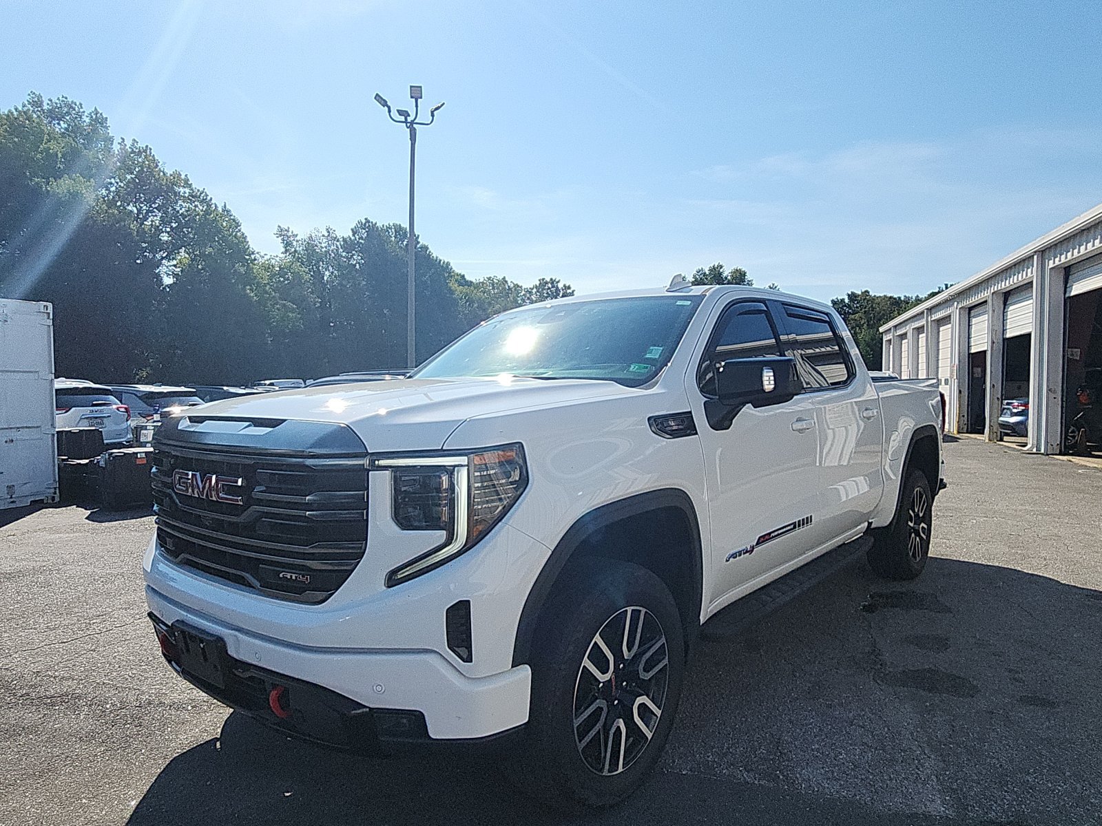 Used 2023 GMC Sierra 1500 AT4 w/ AT4 Premium Package AWD/4WD image 1