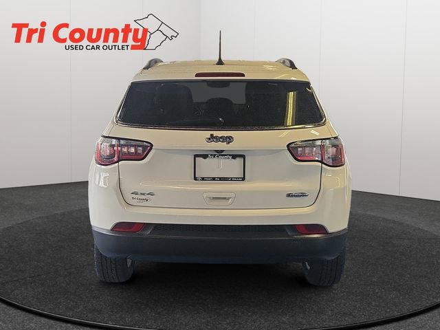 Used 2020 Jeep Compass Latitude AWD/4WD image 7