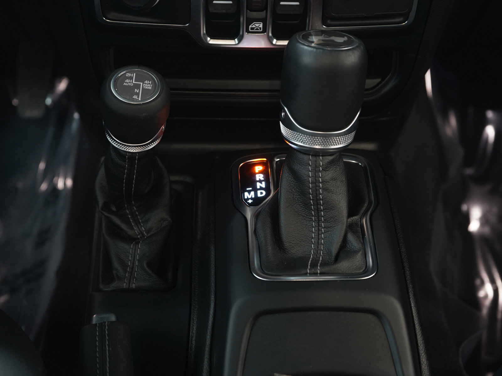 Used 2024 Jeep Wrangler High Altitude image 20