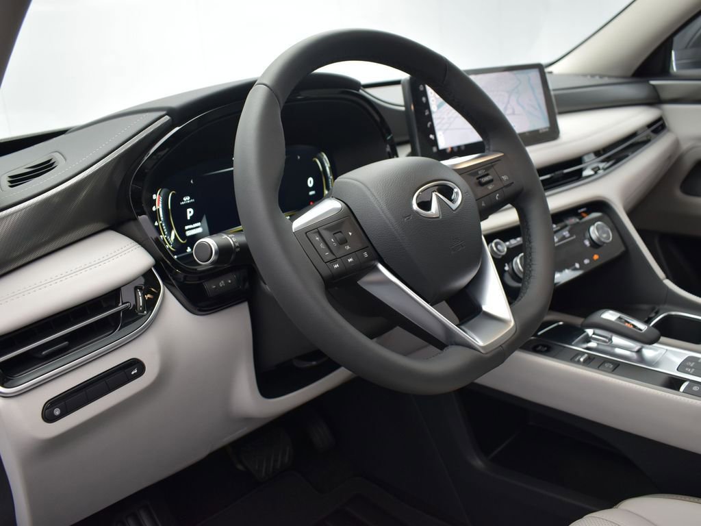 Used 2026 INFINITI QX60 Pure w/ Cargo Package image 12