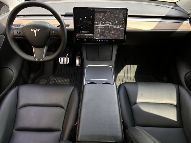 Used 2022 Tesla Model Y Performance image 11