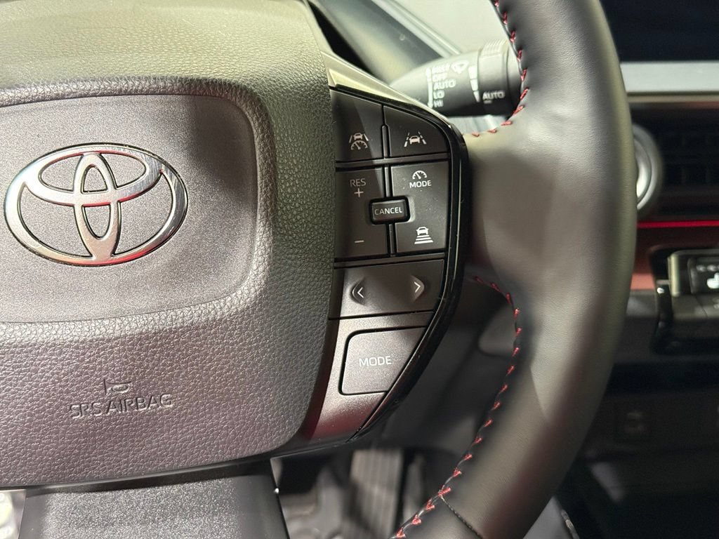Used 2024 Toyota Prius Prime FWD image 24