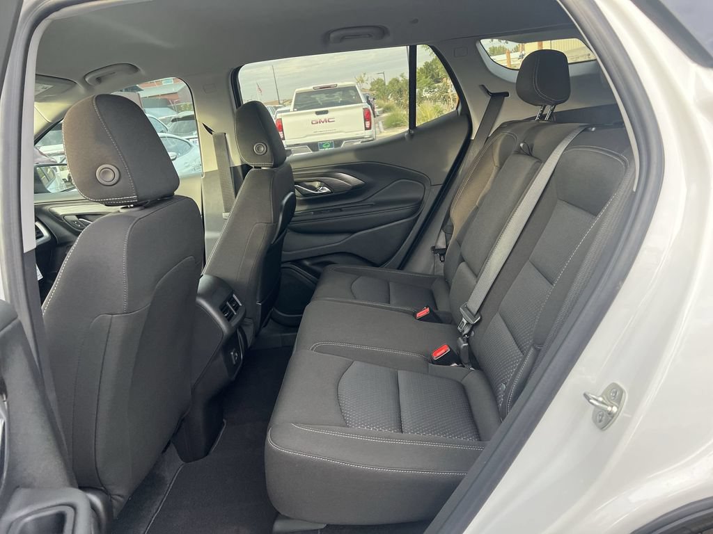 Used 2024 GMC Terrain SLE FWD image 23