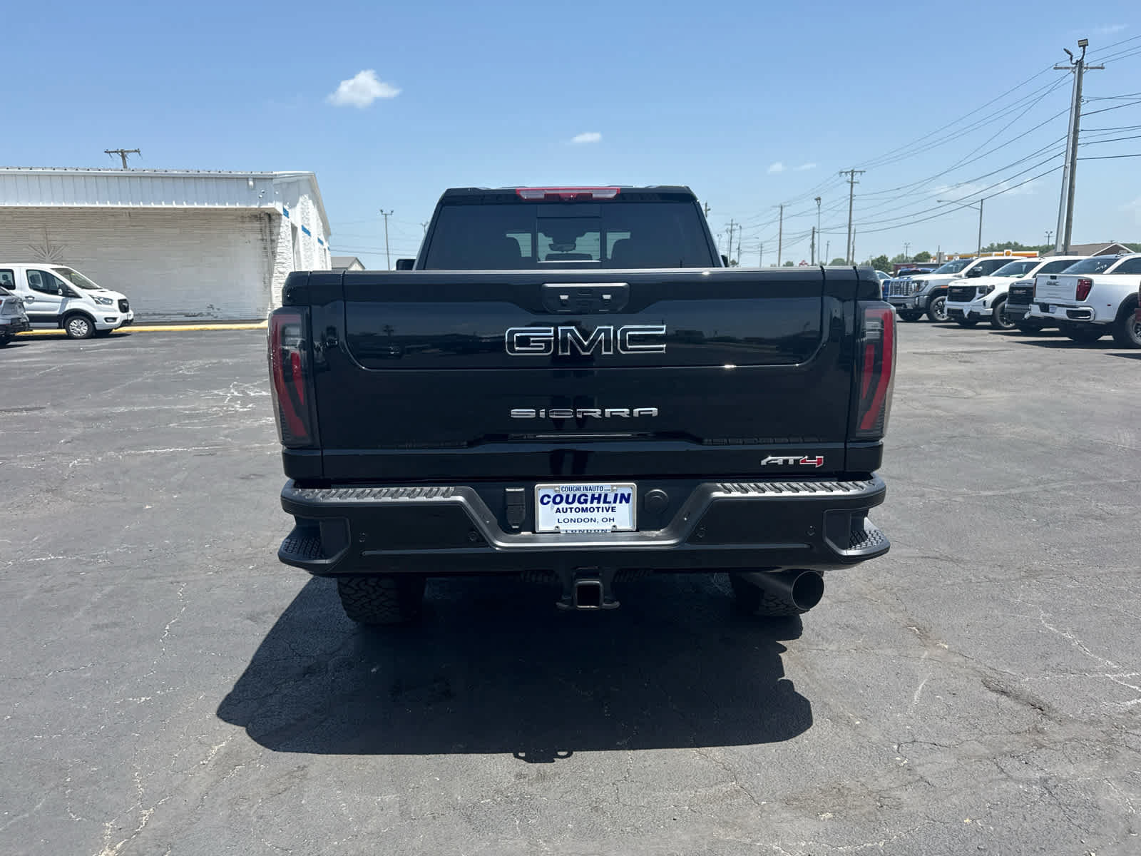 New 2026 GMC Sierra 3500 AT4 w/ AT4 Premium Plus Package AWD/4WD image 4