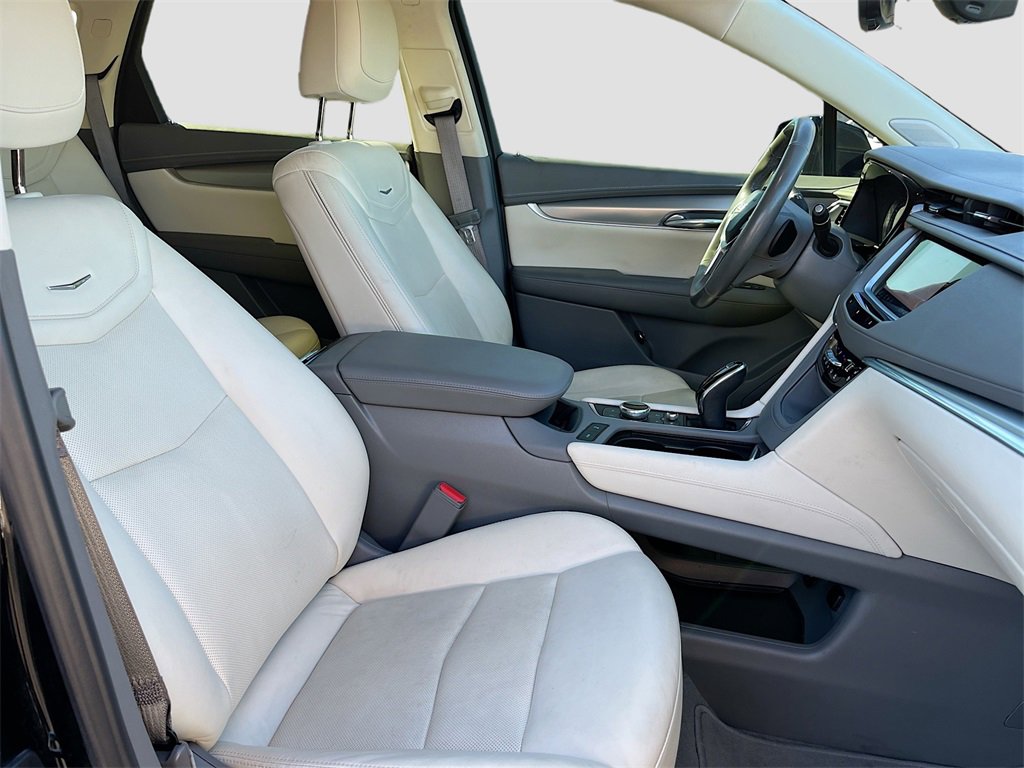 Used 2021 Cadillac XT5 Premium Luxury image 30