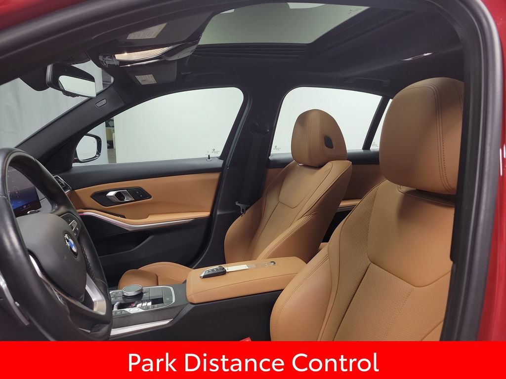 Used 2024 BMW 330i xDrive Sedan w/ Premium Package AWD/4WD image 15