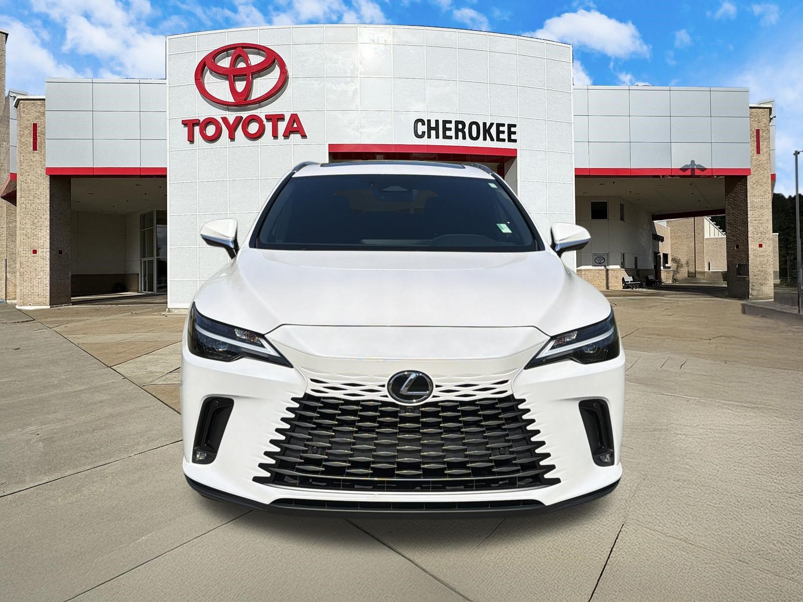 Used 2024 Lexus RX 350h w/ Convenience Package AWD/4WD image 2