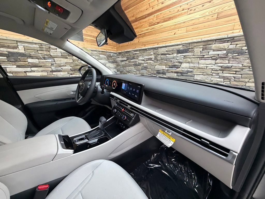 Certified 2026 Hyundai Tucson SE AWD/4WD image 14