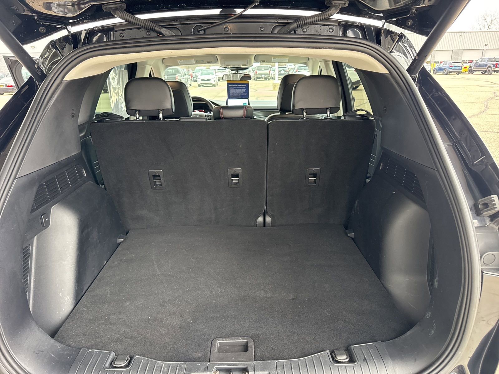 Certified 2022 Ford Escape SEL w/ SEL Stealth AWD Package image 36