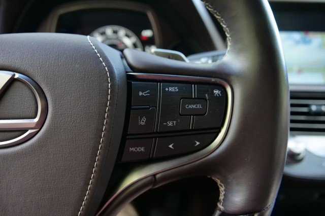 Used 2019 Lexus LS 500 w/ Luxury Package RWD image 27
