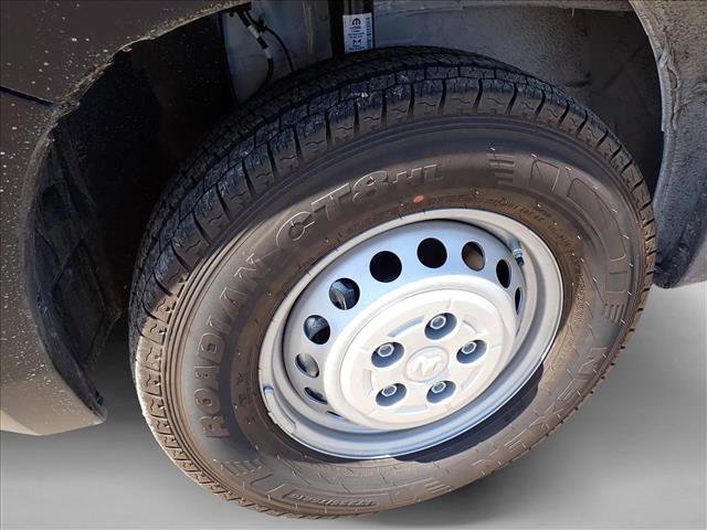 New 2026 RAM ProMaster 2500 w/ Convenience Group FWD image 7