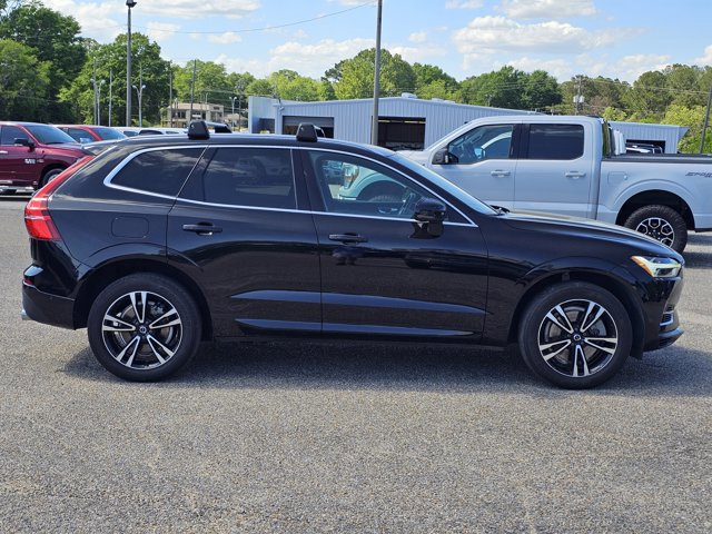 Used 2020 Volvo XC60 T8 Momentum w/ Premium Package AWD/4WD image 7