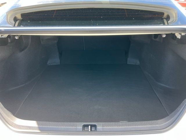 Used 2020 Toyota Camry LE w/ Carpet Mat Package FWD image 29