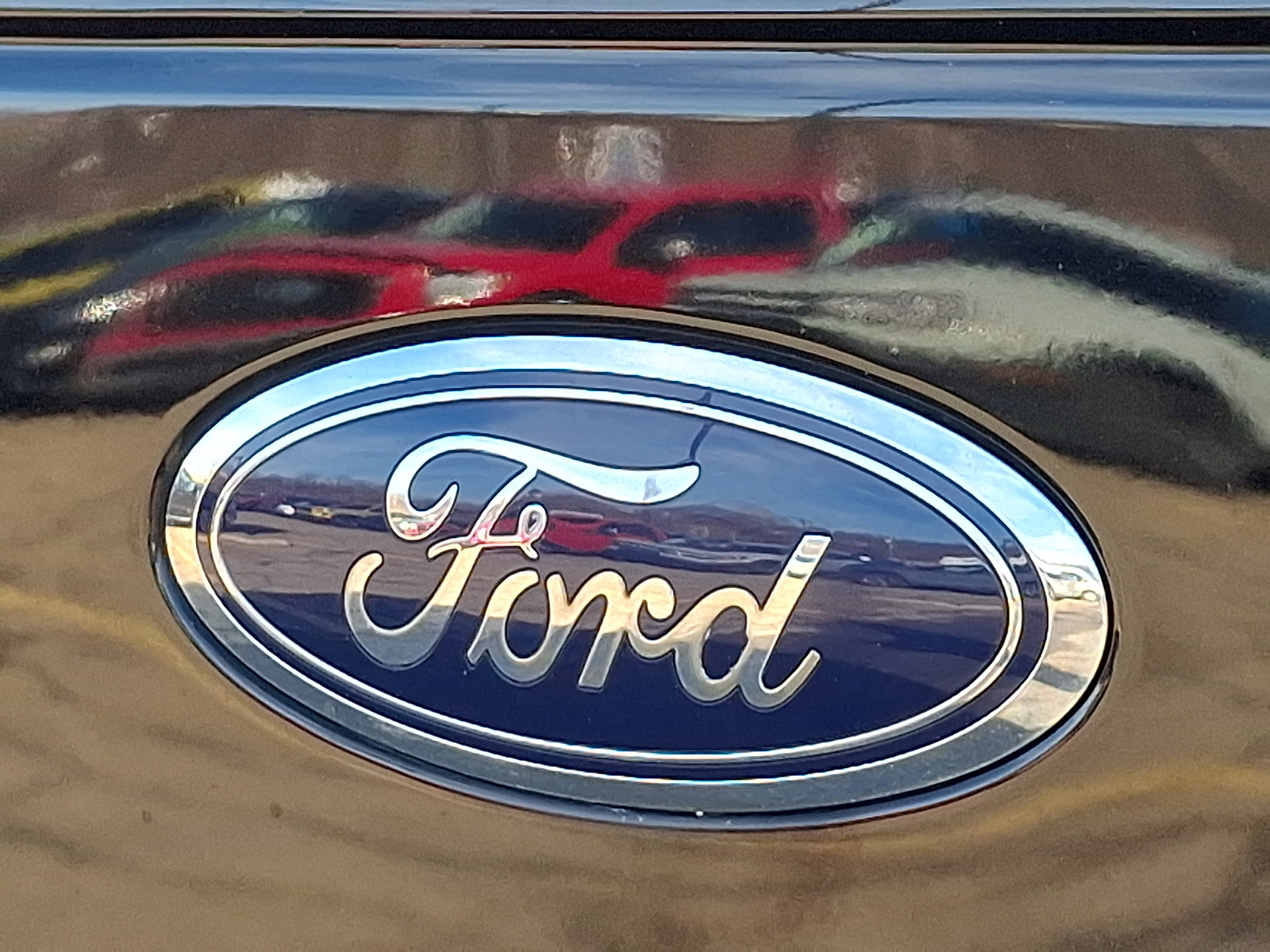 Certified 2017 Ford F150 XLT w/ Equipment Group 302A Luxury image 28