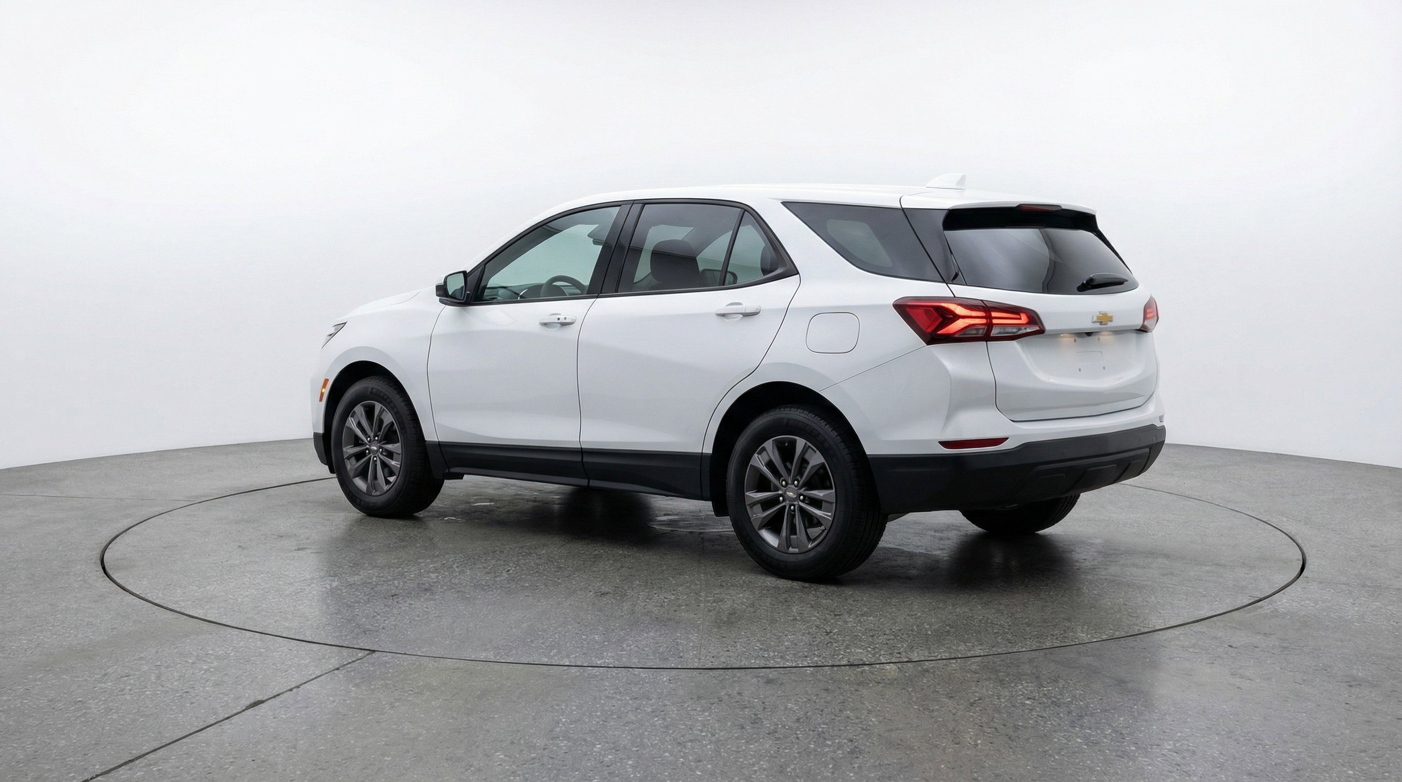 Used 2025 Chevrolet Equinox LT image 6