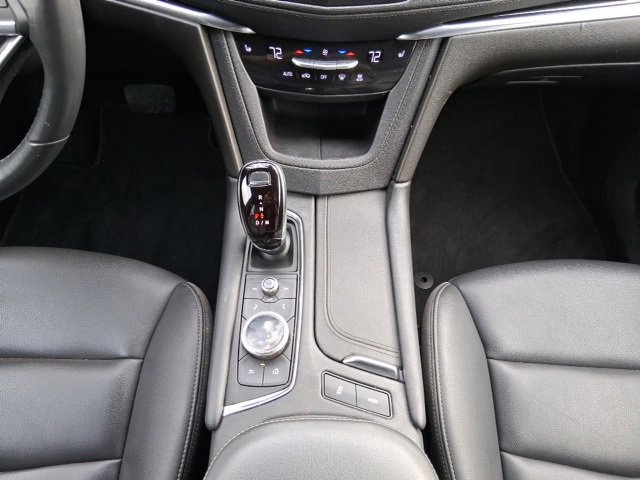 Used 2023 Cadillac XT6 Luxury image 14