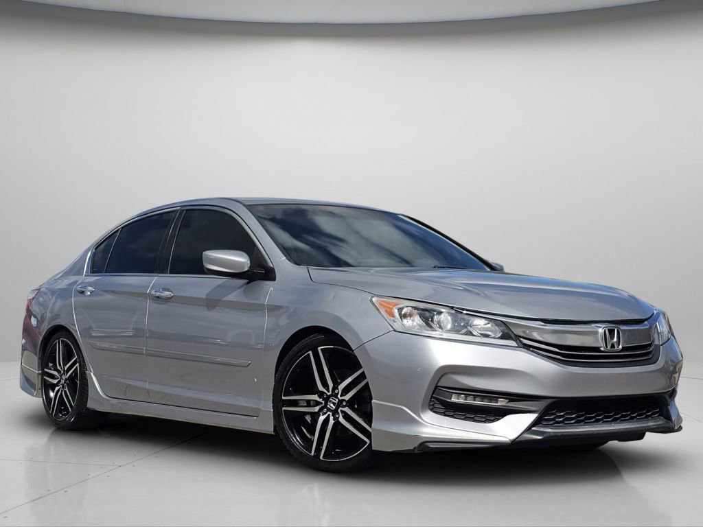 Used 2017 Honda Accord Sport Special Edition image 2
