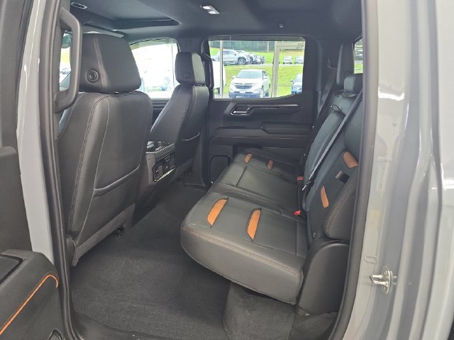 Certified 2024 GMC Sierra 1500 AT4 w/ AT4 Preferred Package AWD/4WD image 10