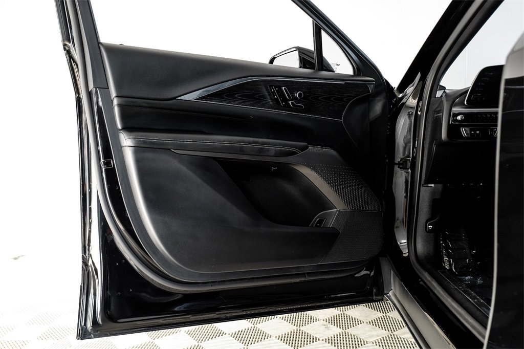 Used 2024 Cadillac Lyriq Luxury w/ LPO, Floor Liner Package image 42