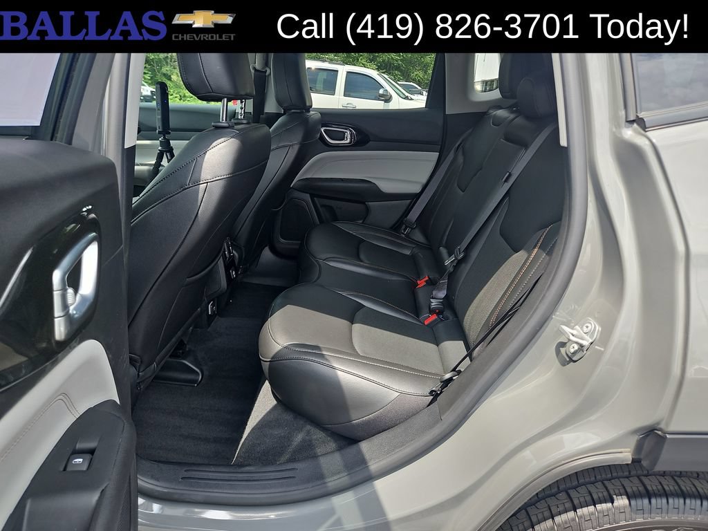 Used 2022 Jeep Compass Limited AWD/4WD image 32