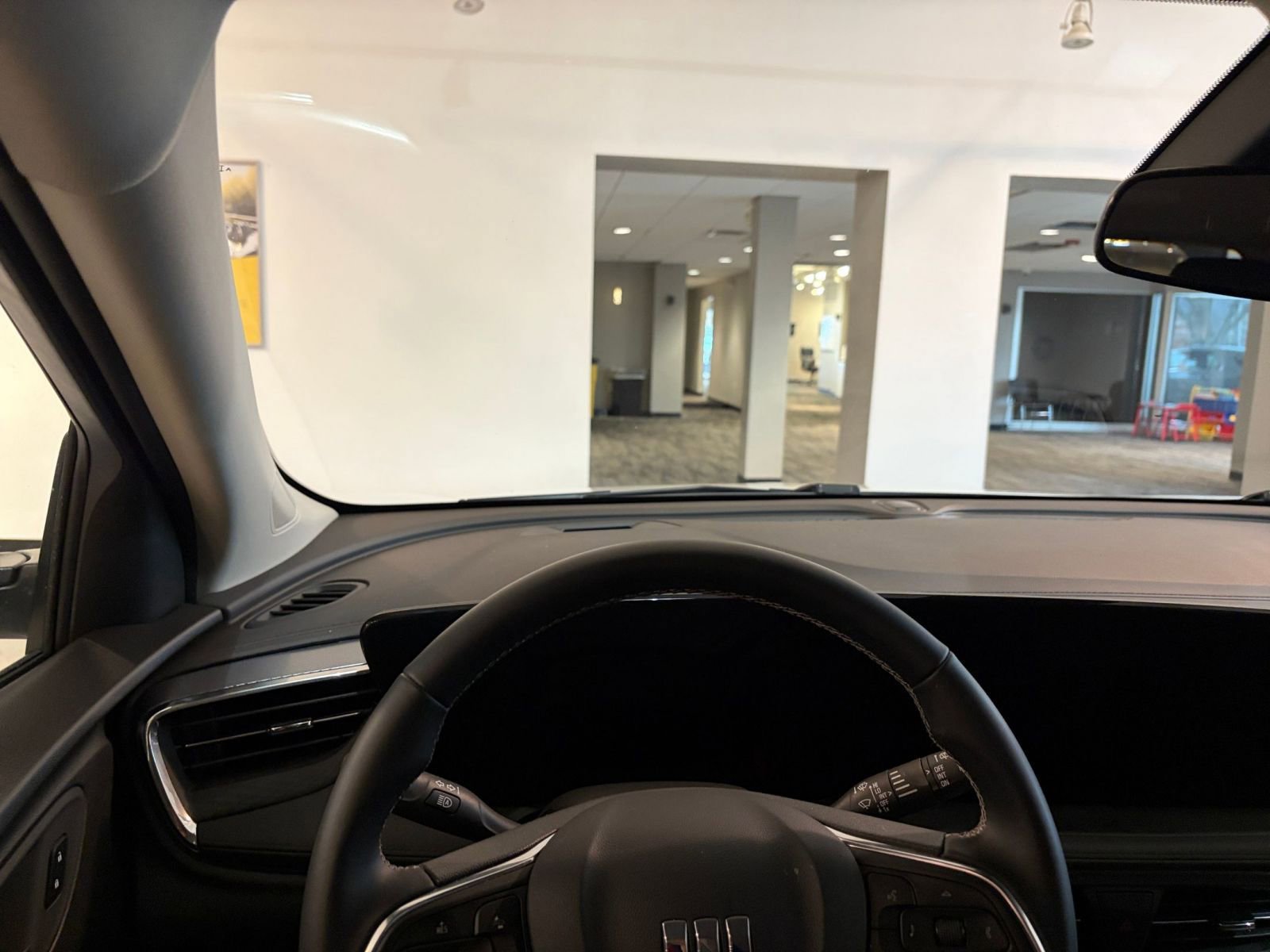 Used 2025 Buick Encore GX Preferred image 33