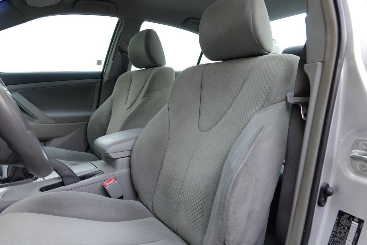 Used 2008 Toyota Camry FWD image 61