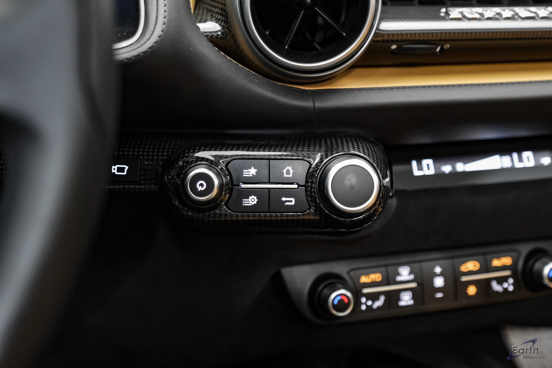 Used 2022 Ferrari 812 GTS RWD image 94