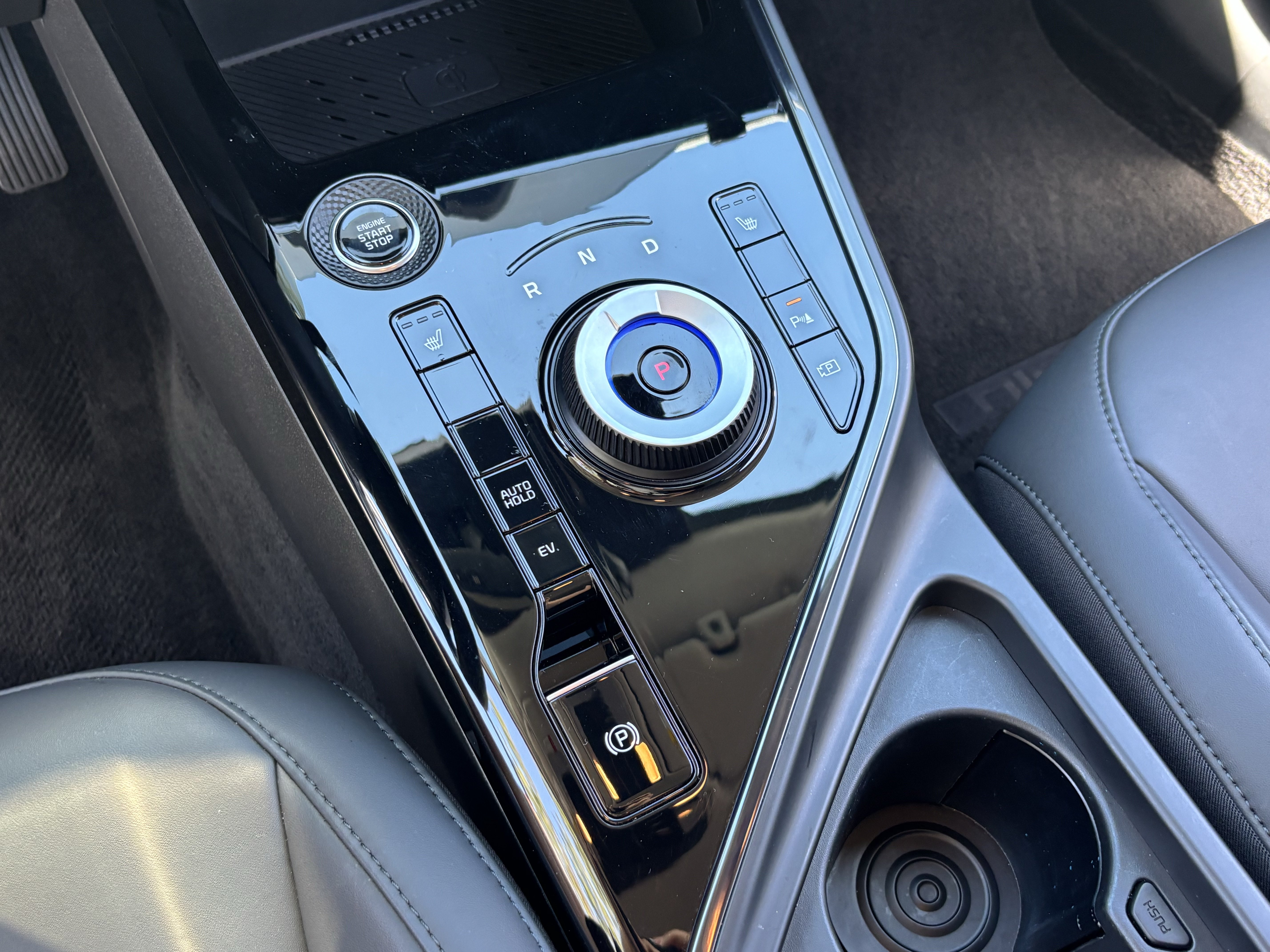 Certified 2025 Kia Niro EX FWD image 23