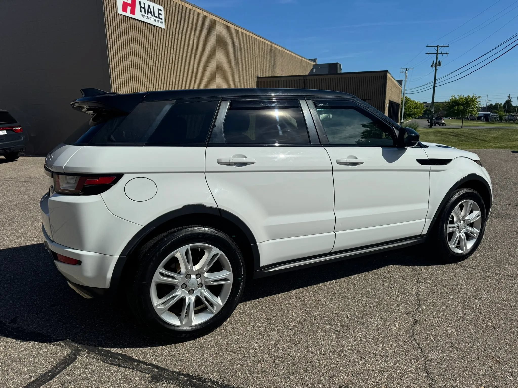 Used 2016 Land Rover Range Rover Evoque HSE Dynamic AWD/4WD image 10