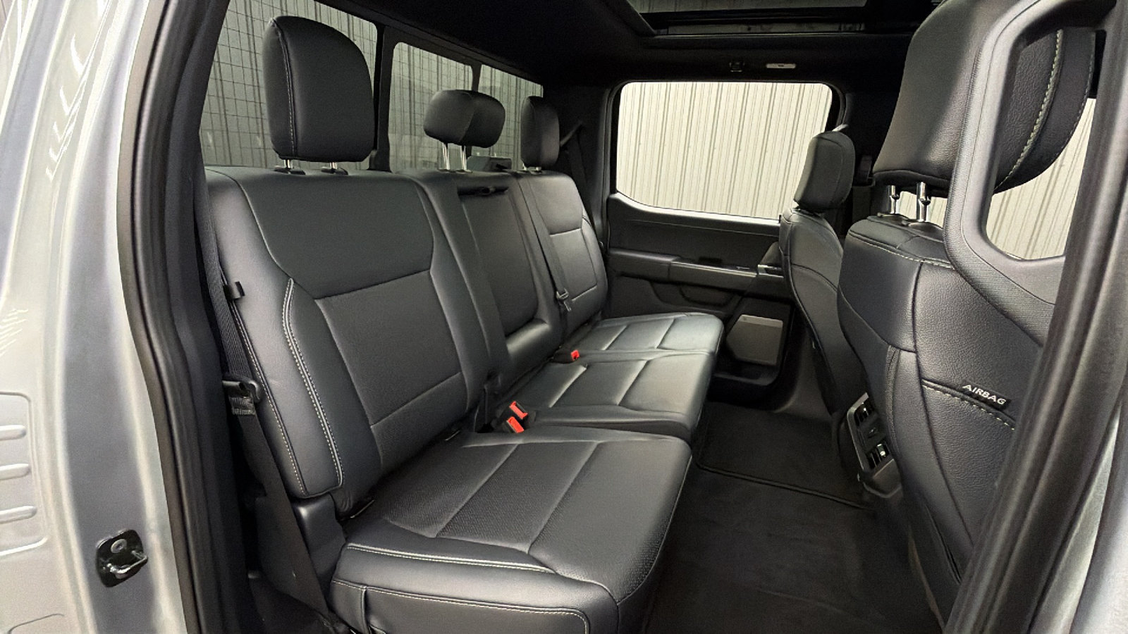Used 2026 Ford F150 Lariat AWD/4WD image 39