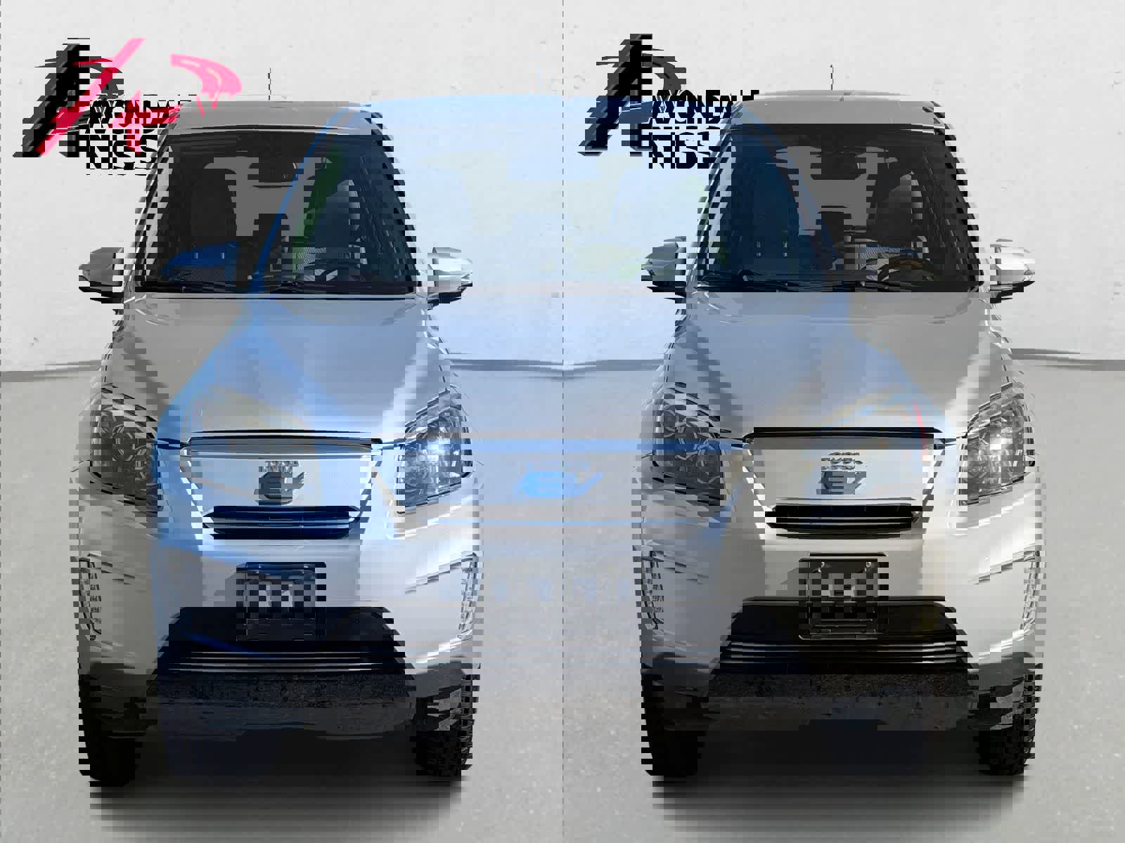 Used 2014 Toyota RAV4 EV FWD image 5