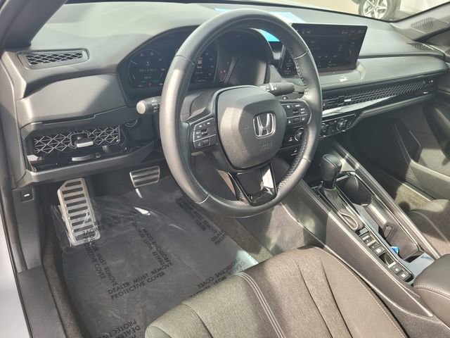 Used 2024 Honda Accord Sport image 12