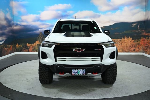 Used 2023 Chevrolet Colorado ZR2 w/ ZR2 Convenience Package III image 2