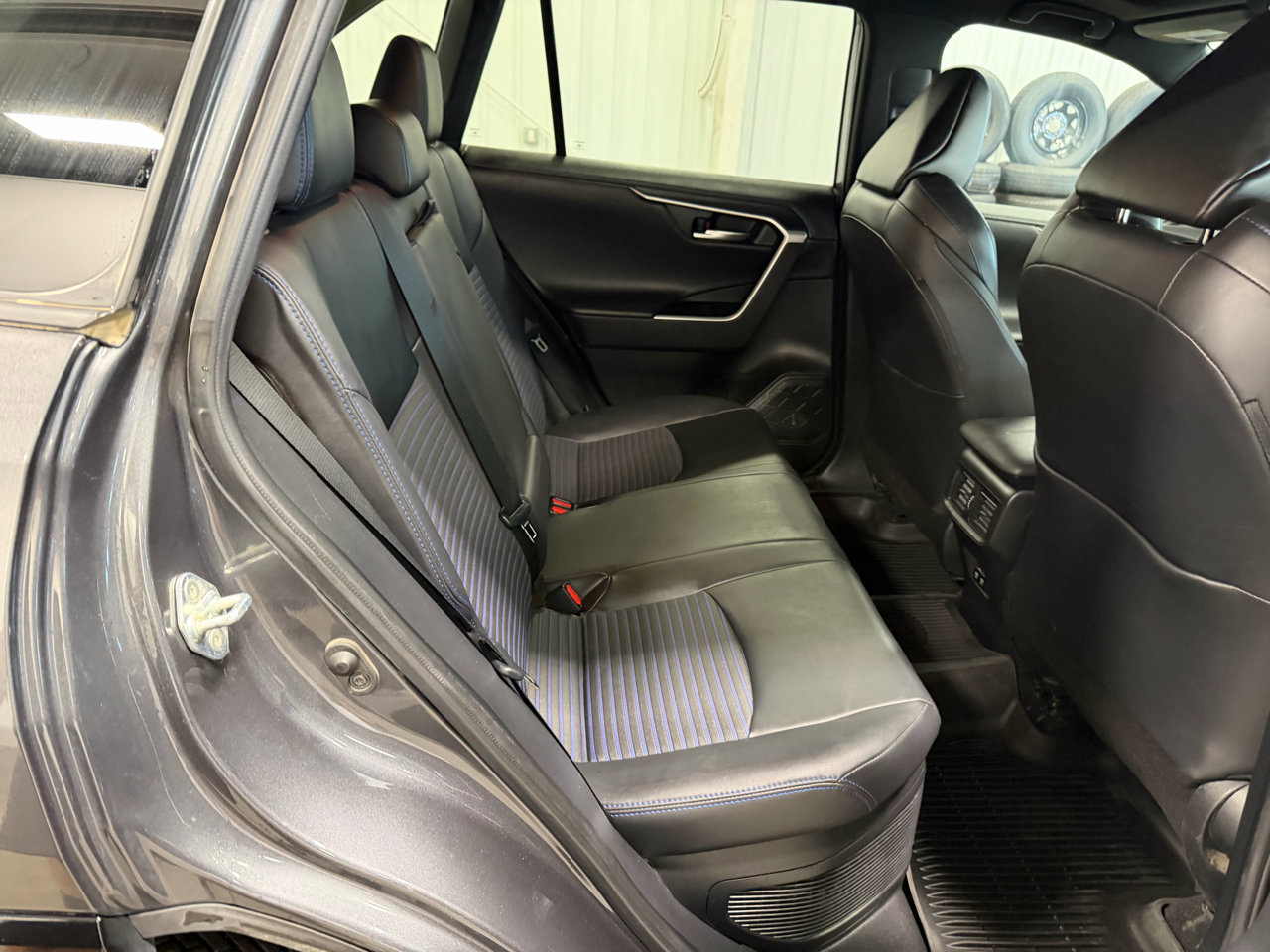 Used 2020 Toyota RAV4 XSE image 25