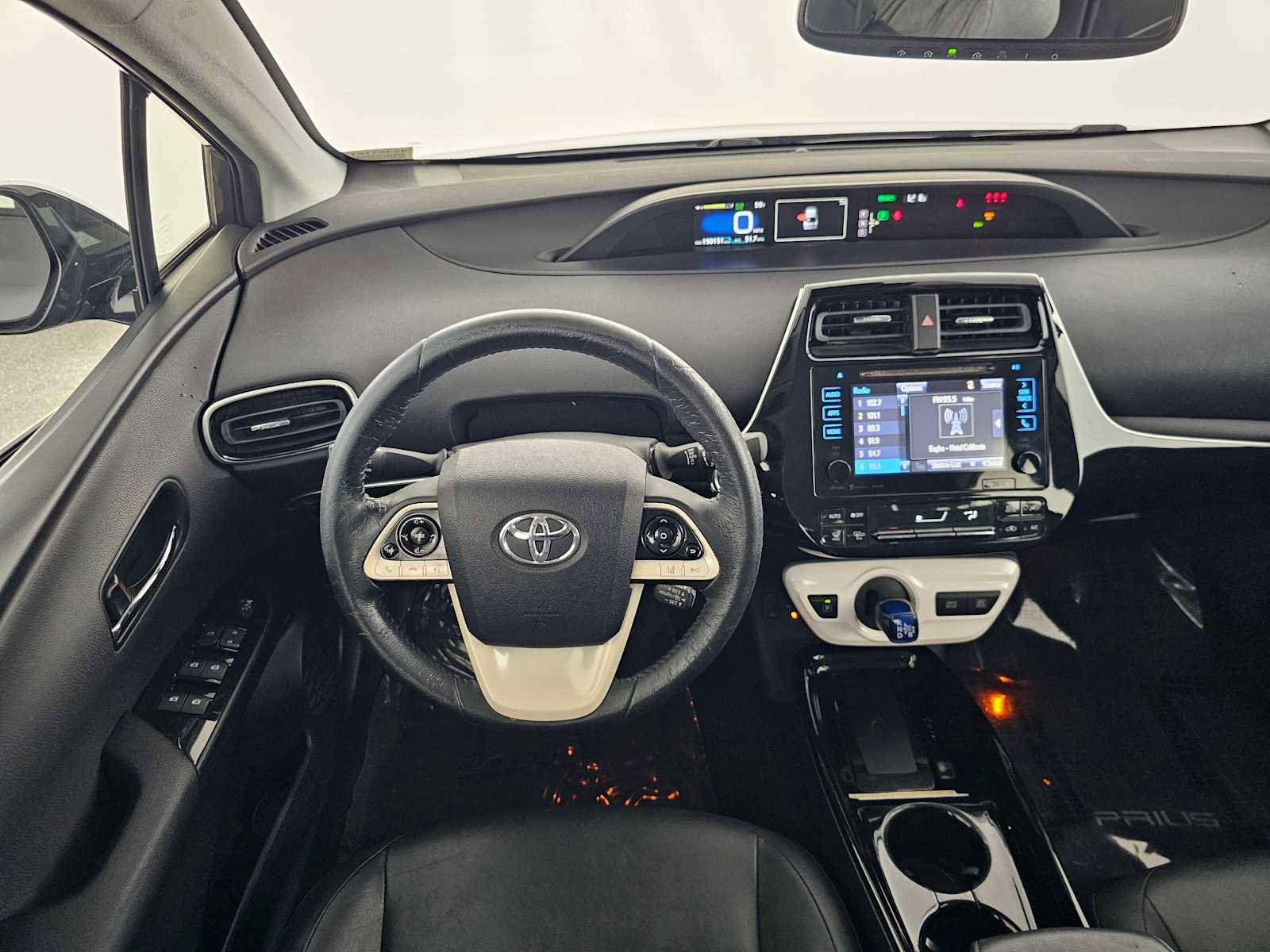 Used 2017 Toyota Prius Four image 18