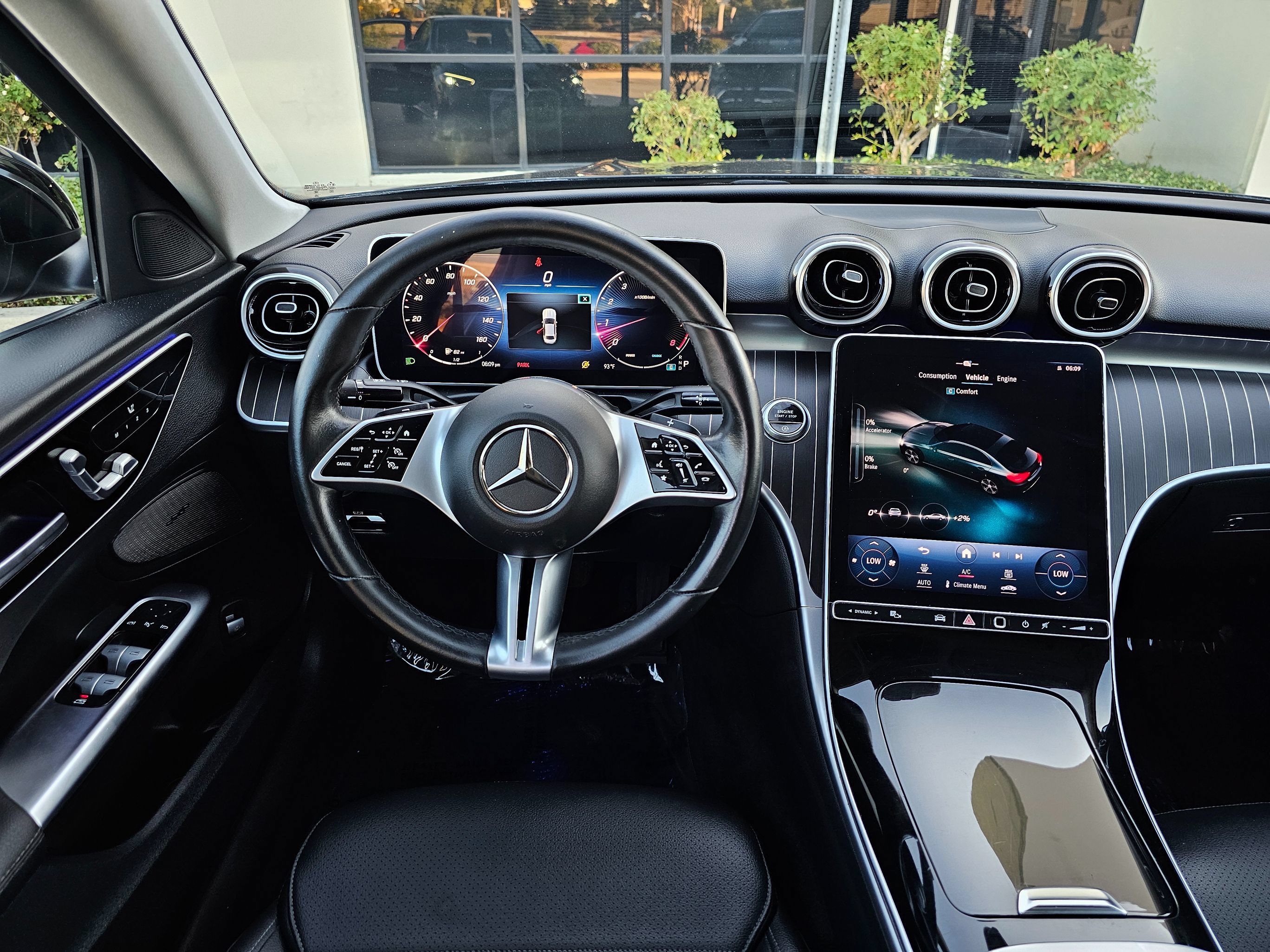 Used 2023 Mercedes-Benz C 300 Sedan image 23