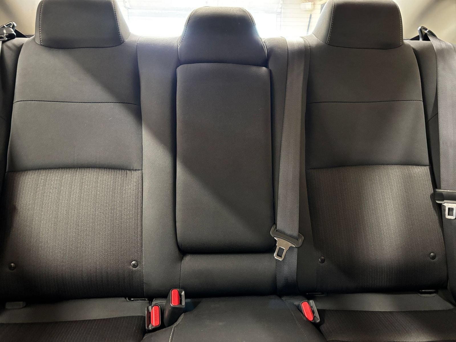 Used 2025 Nissan Altima 2.5 SV FWD image 37