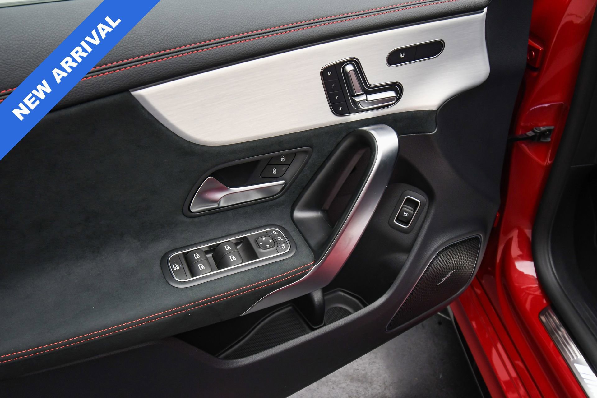 Used 2025 Mercedes-Benz CLA 35 AMG 4MATIC image 45