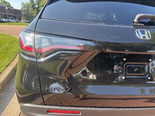 New 2026 Honda HR-V Sport image 8