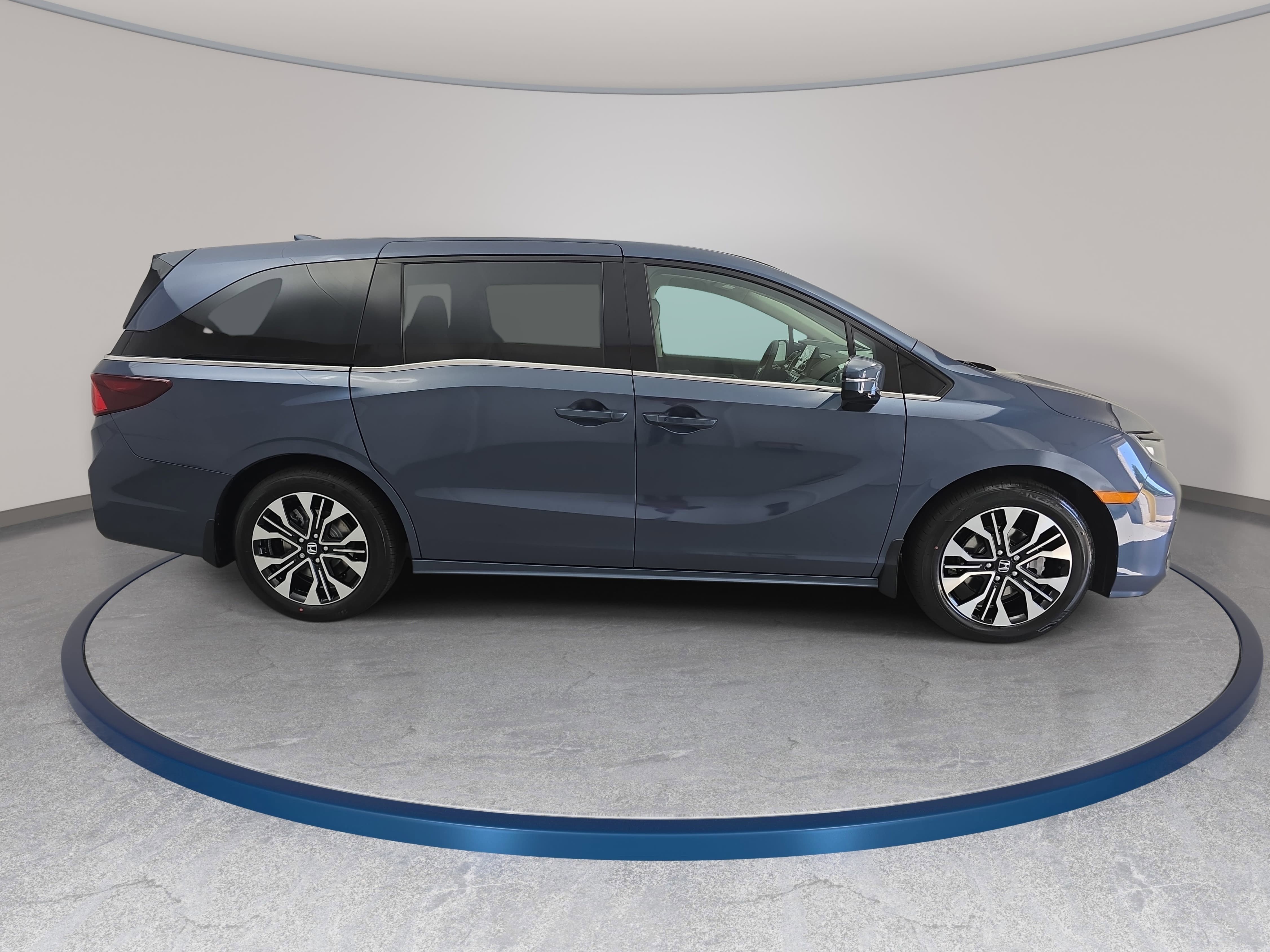 New 2026 Honda Odyssey Elite image 4