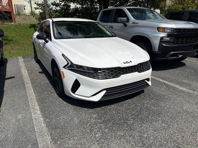 Used 2022 Kia K5 LX FWD image 2