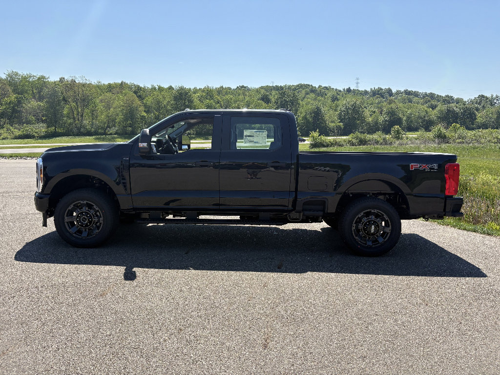 New 2026 Ford F250 XL AWD/4WD image 2