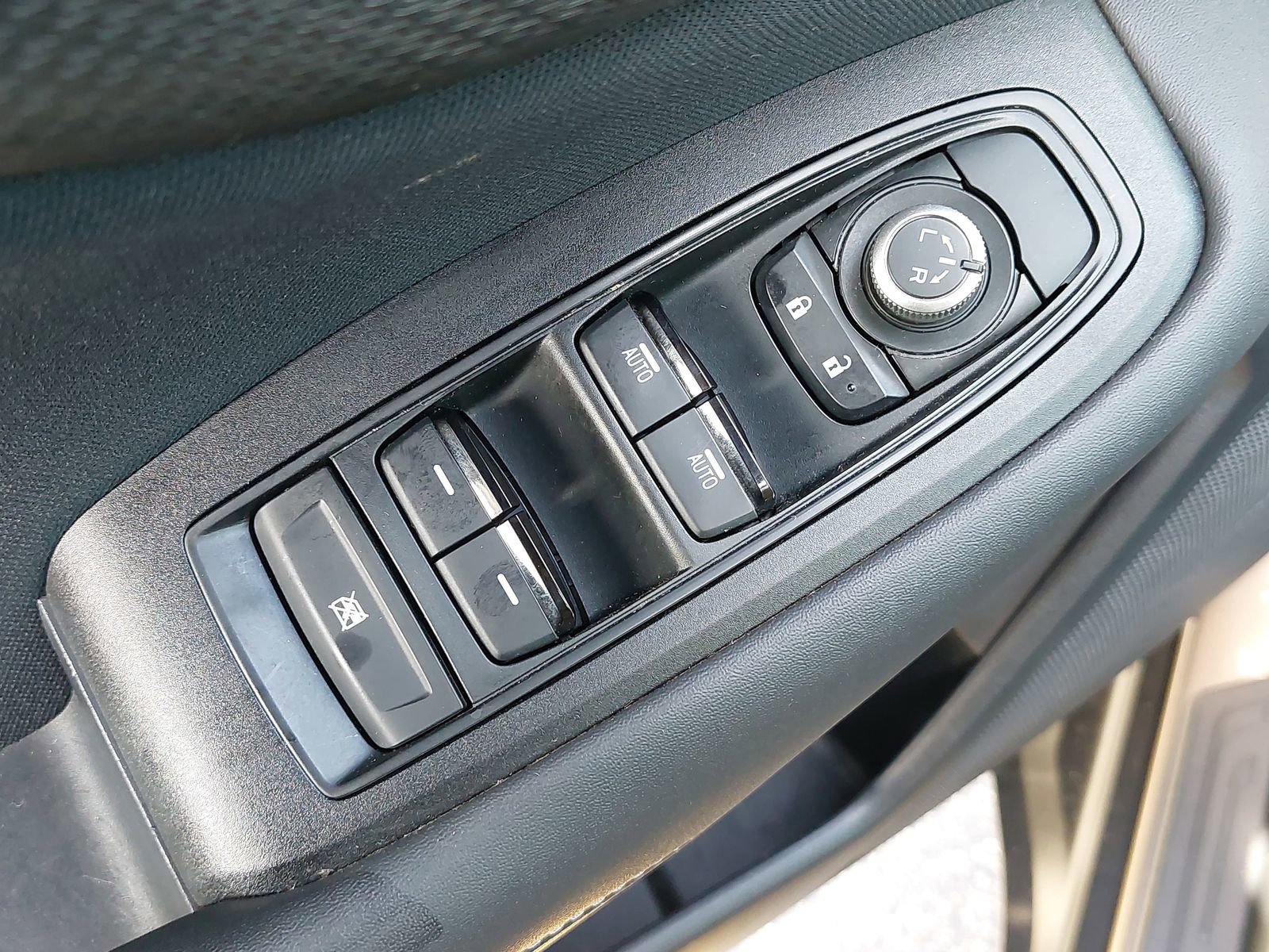 Used 2022 Subaru Outback Premium image 27