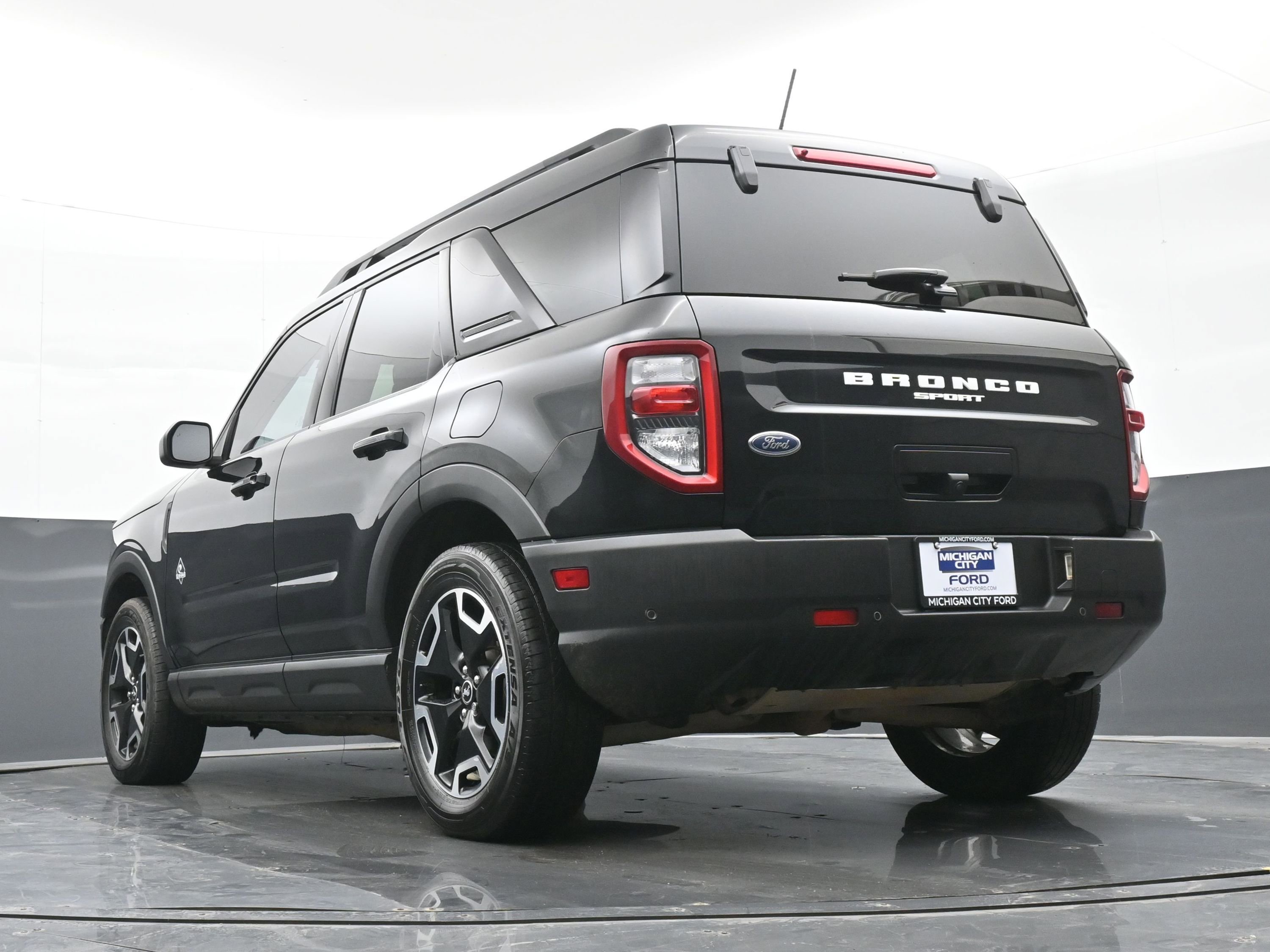 Used 2023 Ford Bronco Sport Outer Banks AWD/4WD image 41